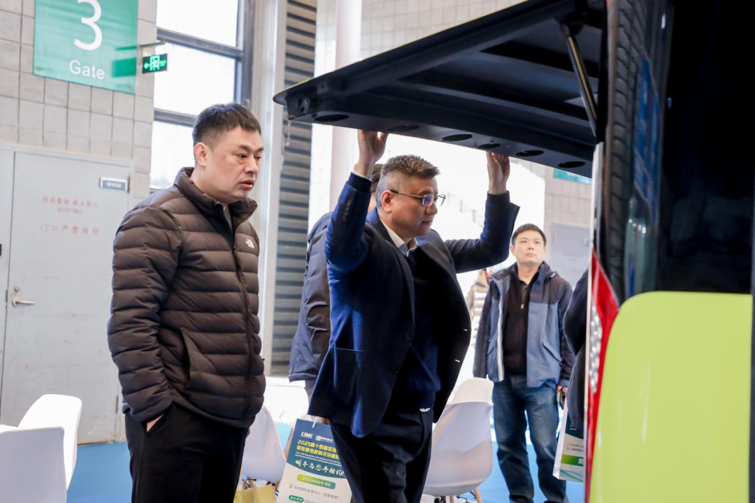 福田歐輝亮相上?？蛙囌?，以智能創(chuàng)新引領交通新時代(圖7)